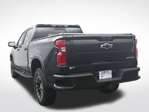 Used 2024 Chevrolet Silverado 1500 ZR2 w/ Technology Package AWD/4WD image 9