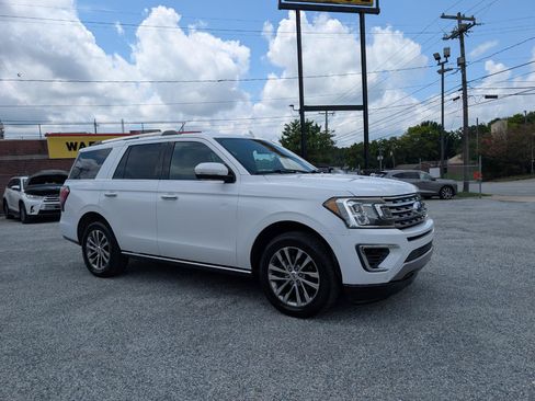 Used 2018 Ford Expedition Limited AWD/4WD image 3