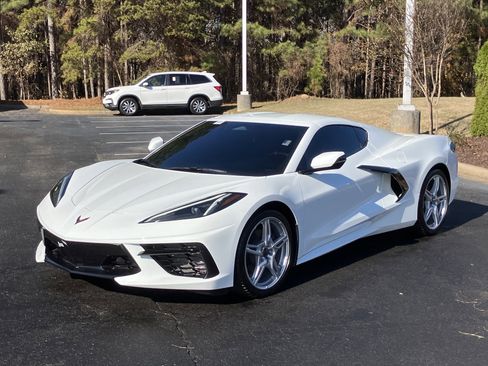 Used 2025 Chevrolet Corvette Stingray Coupe w/ 1LT image 6