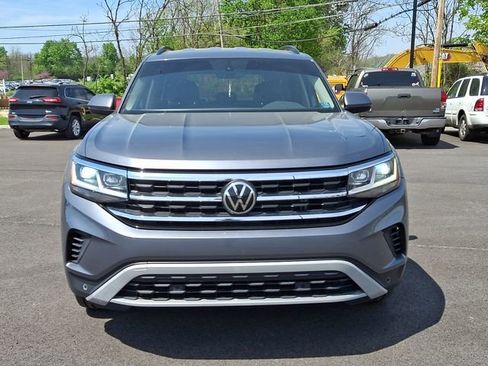 Used 2021 Volkswagen Atlas SE image 2