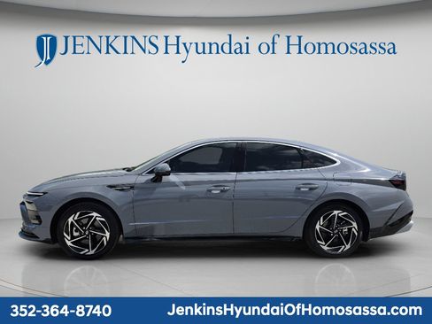 New 2026 Hyundai Sonata SEL FWD image 8