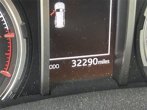 Used 2024 Toyota 4Runner TRD Sport image 9