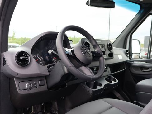New 2026 Mercedes-Benz Sprinter 2500 image 22