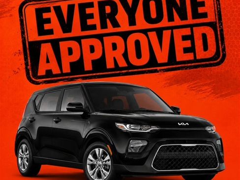 Used 2022 Kia Soul LX w/ Technology Package FWD image 1