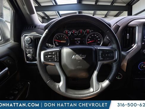 Used 2022 Chevrolet Silverado 1500 RST w/ LPO, Blackout Package AWD/4WD image 5