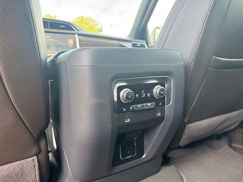 Used 2023 GMC Yukon Denali AWD/4WD image 26