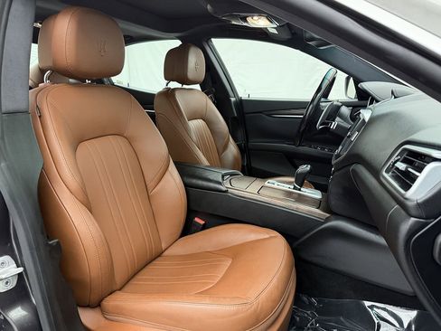 Used 2015 Maserati Ghibli S Q4 image 3