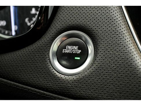 Certified 2022 Cadillac XT5 Premium Luxury FWD image 55