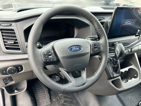 New 2026 Ford Transit 250 148 Medium Roof w/ Load Area Protection Package image 18