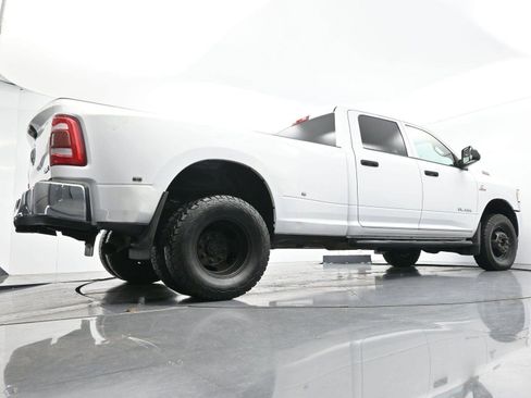 Used 2020 RAM 3500 Tradesman w/ Chrome Appearance Group image 42