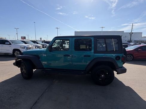 Used 2019 Jeep Wrangler Unlimited Sport S AWD/4WD image 8