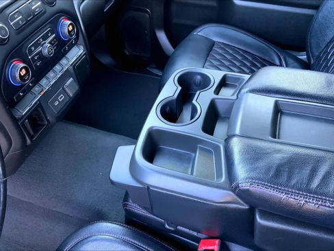 Used 2019 Chevrolet Silverado 1500 LT w/ All-Star Edition AWD/4WD image 17