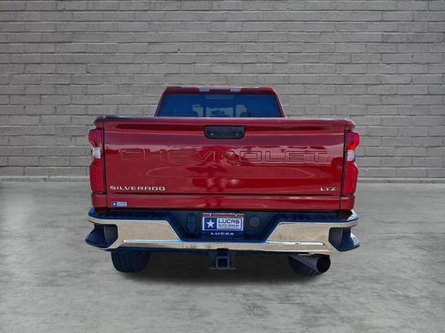Used 2021 Chevrolet Silverado 2500 LTZ w/ LTZ Convenience Package AWD/4WD image 10