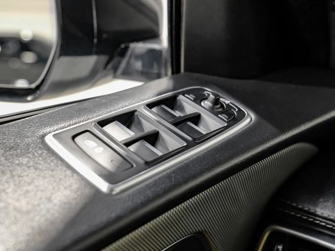 Used 2017 Jaguar F-PACE S image 49