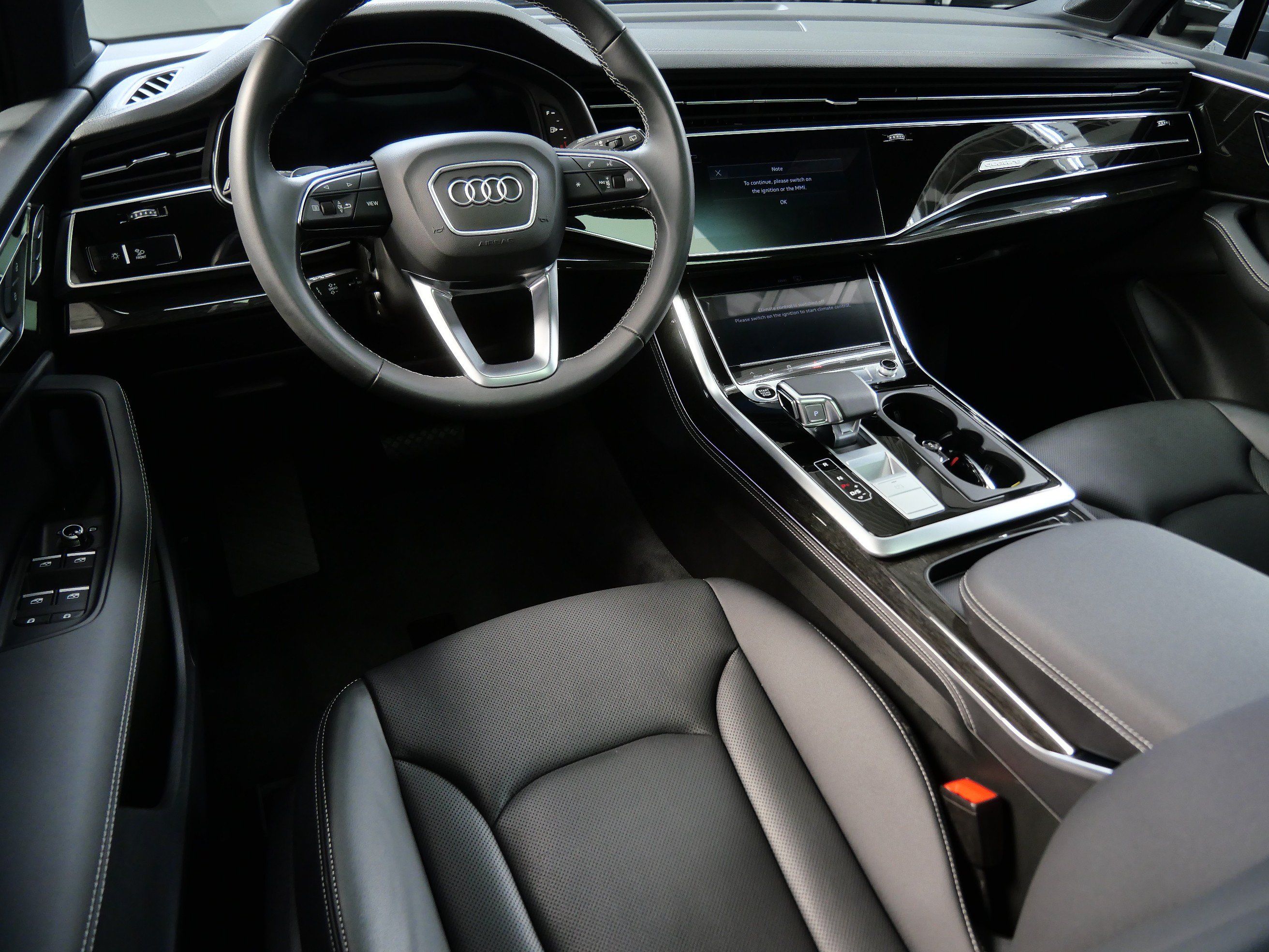 Used 2026 Audi Q7 3.0T Premium Plus w/ Premium Plus Package AWD/4WD image 2