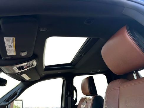 Used 2023 RAM 3500 Limited image 23