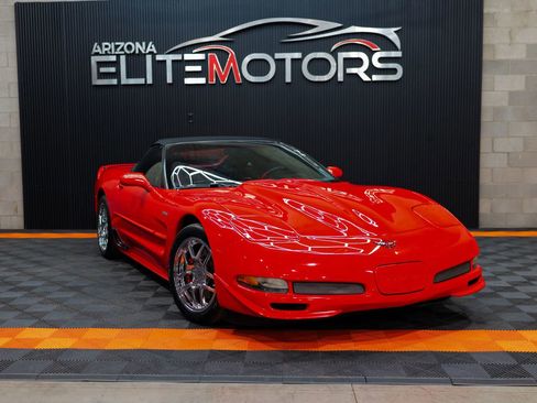 Used 2002 Chevrolet Corvette Z06 RWD image 2