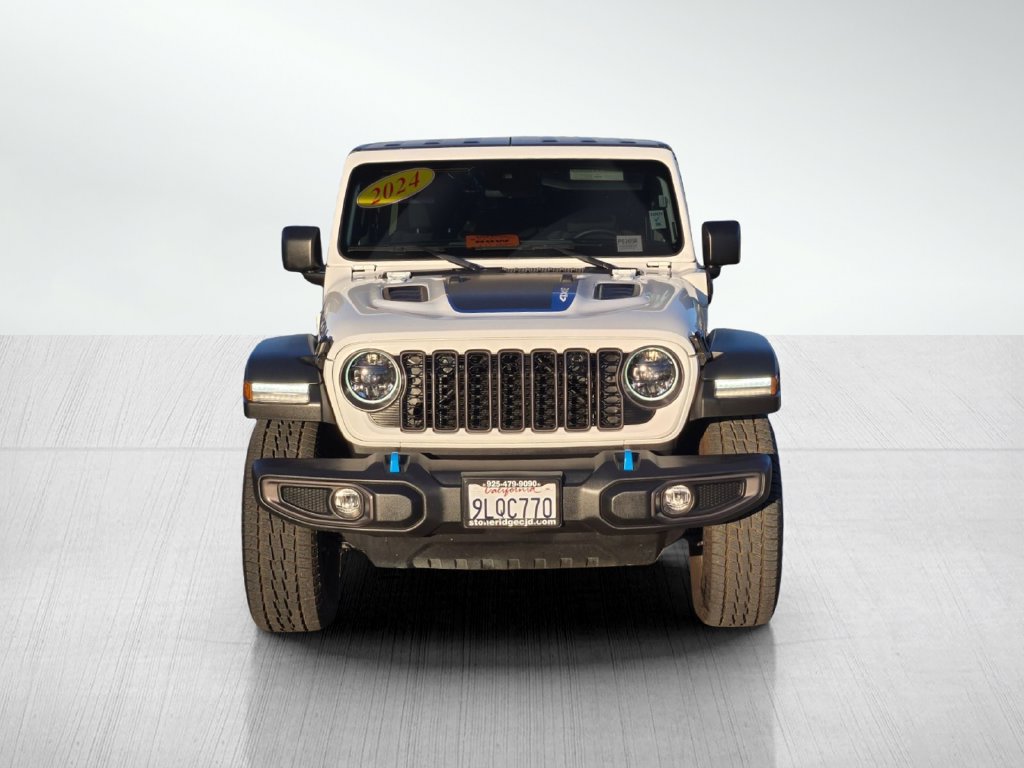 Used 2024 Jeep Wrangler Unlimited Rubicon 4xe AWD/4WD image 2