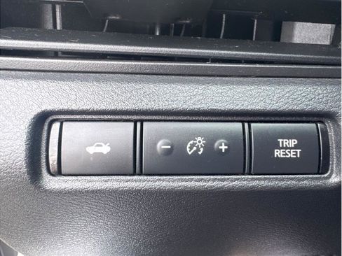 Used 2020 Nissan Altima 2.5 S FWD image 18