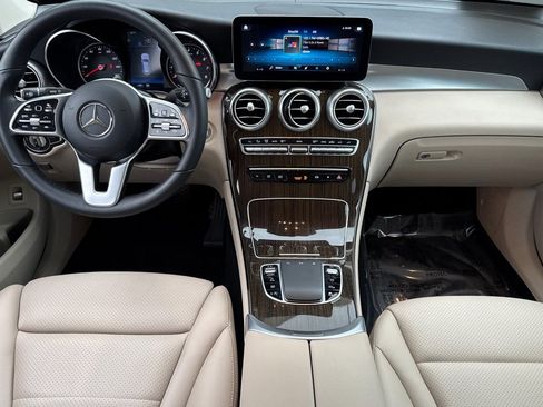Certified 2022 Mercedes-Benz GLC 300 4MATIC image 27
