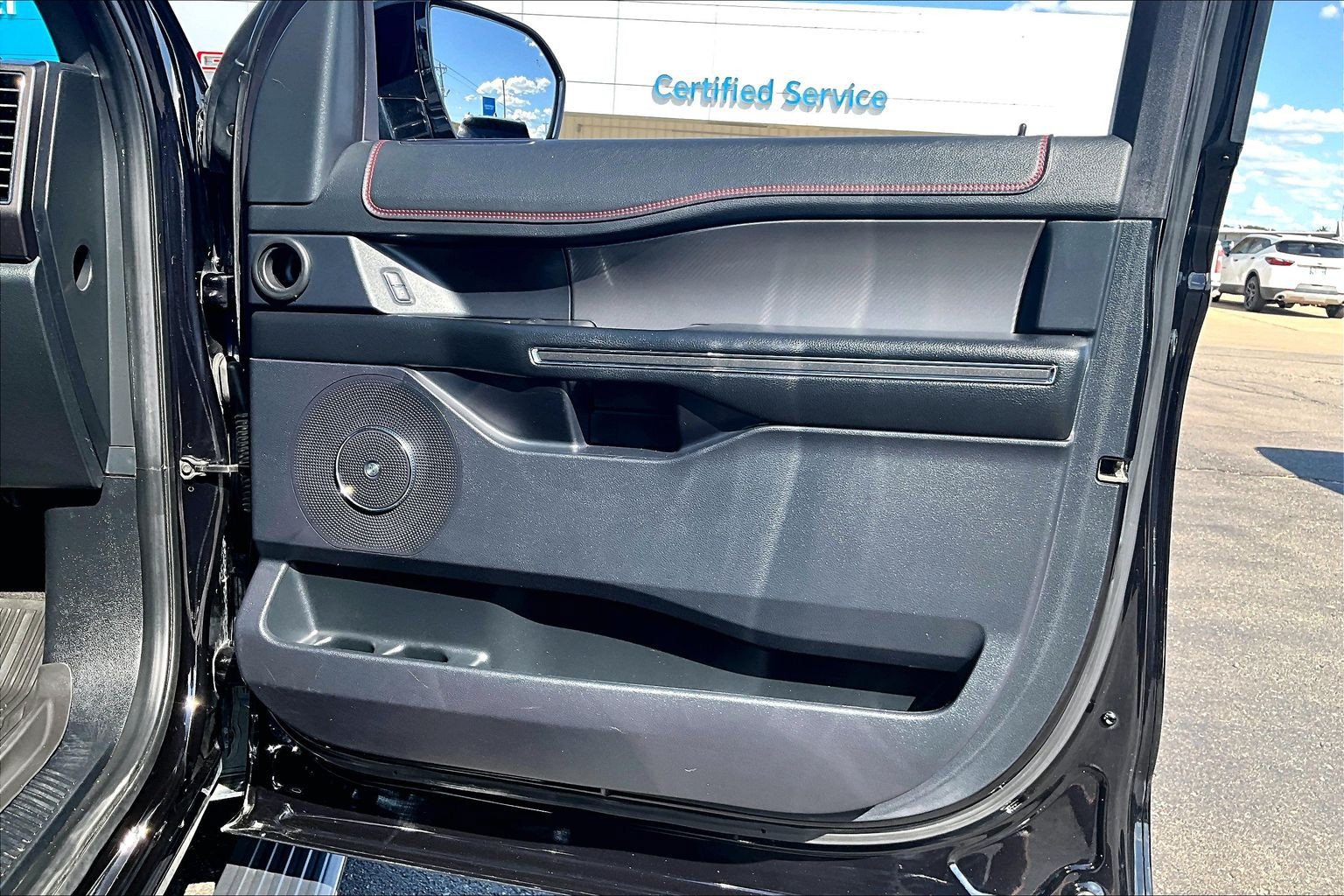 Used 2020 Ford Expedition Limited w/ Equipment Group 303A RWD image 19
