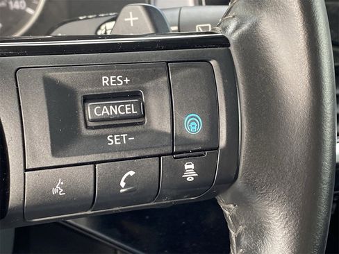 Used 2022 Nissan Pathfinder SL w/ Lighting Package (N92) image 33