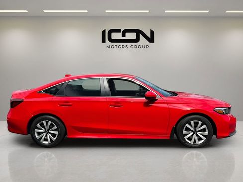 Used 2025 Honda Civic LX image 6