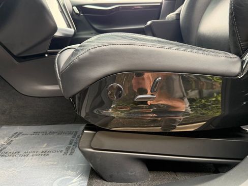 Used 2016 Tesla Model X Performance image 27