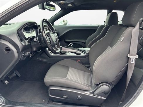 Used 2023 Dodge Challenger GT image 9