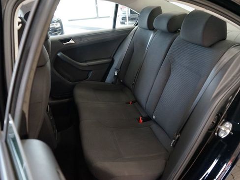 Used 2016 Volkswagen Jetta S FWD image 41