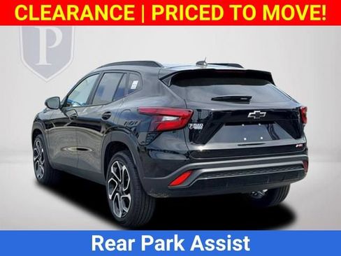 New 2026 Chevrolet Trax RS w/ Driver Confidence Package FWD image 9