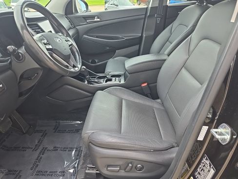 Used 2017 Hyundai Tucson Limited AWD/4WD image 14