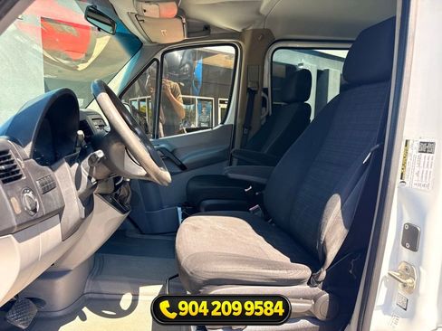 Used 2016 Mercedes-Benz Sprinter 2500 image 22