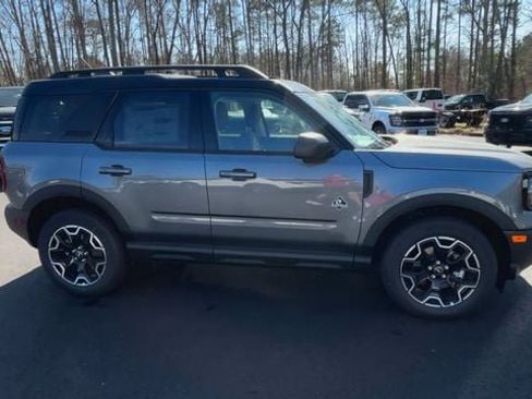 Used 2025 Ford Bronco Sport Outer Banks w/ Outer Banks Tech Package+ AWD/4WD image 4