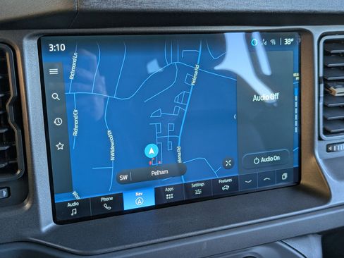 Used 2025 Ford Bronco Badlands image 26