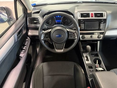 Used 2019 Subaru Outback 2.5i AWD/4WD image 18