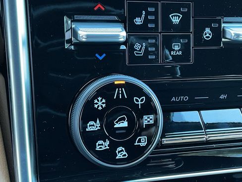 New 2026 Nissan Armada Platinum Reserve image 48