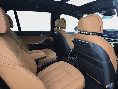 New 2027 BMW X7 xDrive40i w/ Executive Package AWD/4WD image 11