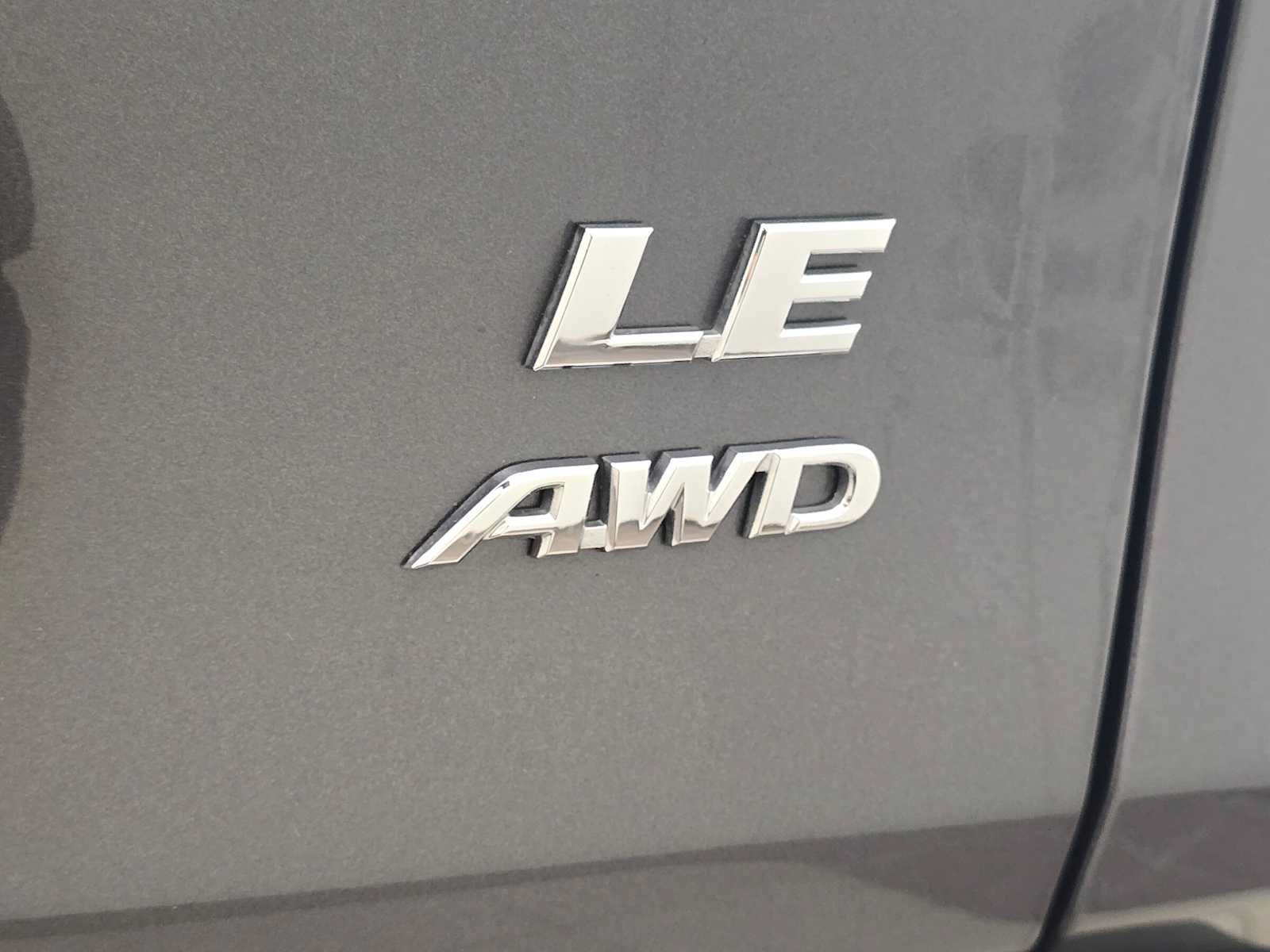 Certified 2025 Toyota RAV4 LE AWD/4WD image 7