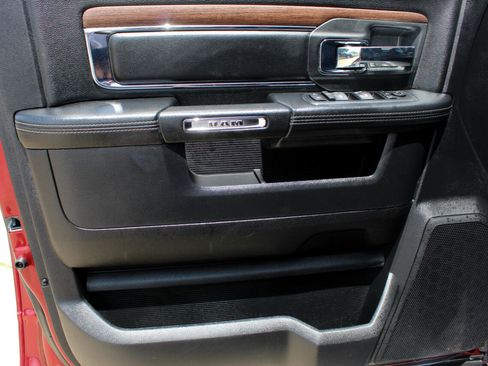 Used 2016 RAM 3500 Laramie image 14