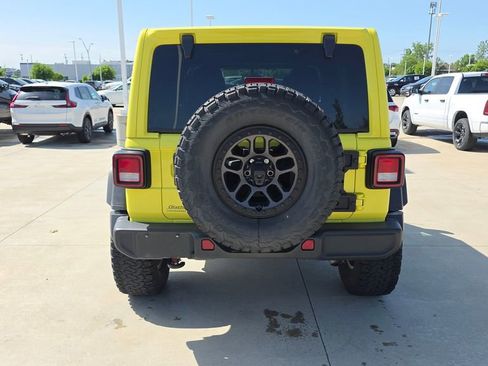 Used 2022 Jeep Wrangler Unlimited Sport AWD/4WD image 4