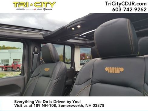 New 2025 Jeep Wrangler Sport S image 21