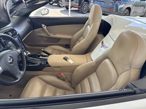 Used 2008 Chevrolet Corvette Convertible w/ Preferred Equipment Group RWD image 14