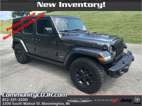 Used 2019 Jeep Wrangler Unlimited Sahara w/ Quick Order Package 24M Moab AWD/4WD image 1
