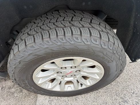 Used 2019 GMC Yukon XL SLT RWD image 12