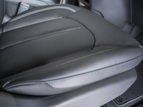 New 2026 Chrysler Pacifica Select image 32