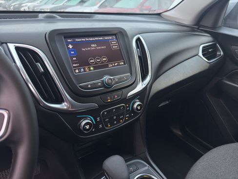 Certified 2024 Chevrolet Equinox LT AWD/4WD image 21