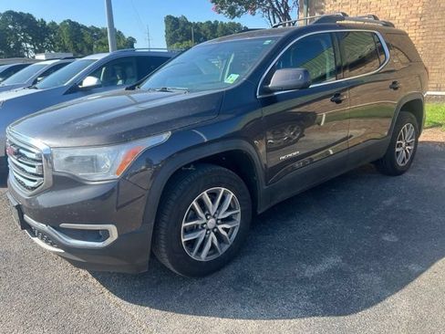 Used 2017 GMC Acadia SLE w/ Driver Alert Package I AWD/4WD image 2