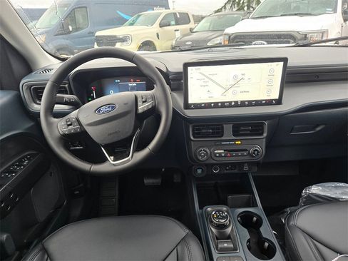 New 2026 Ford Maverick Lariat w/ Black Appearance Package image 11
