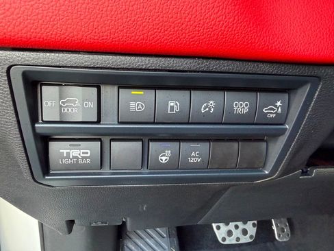 Used 2025 Toyota Sequoia TRD Pro image 19